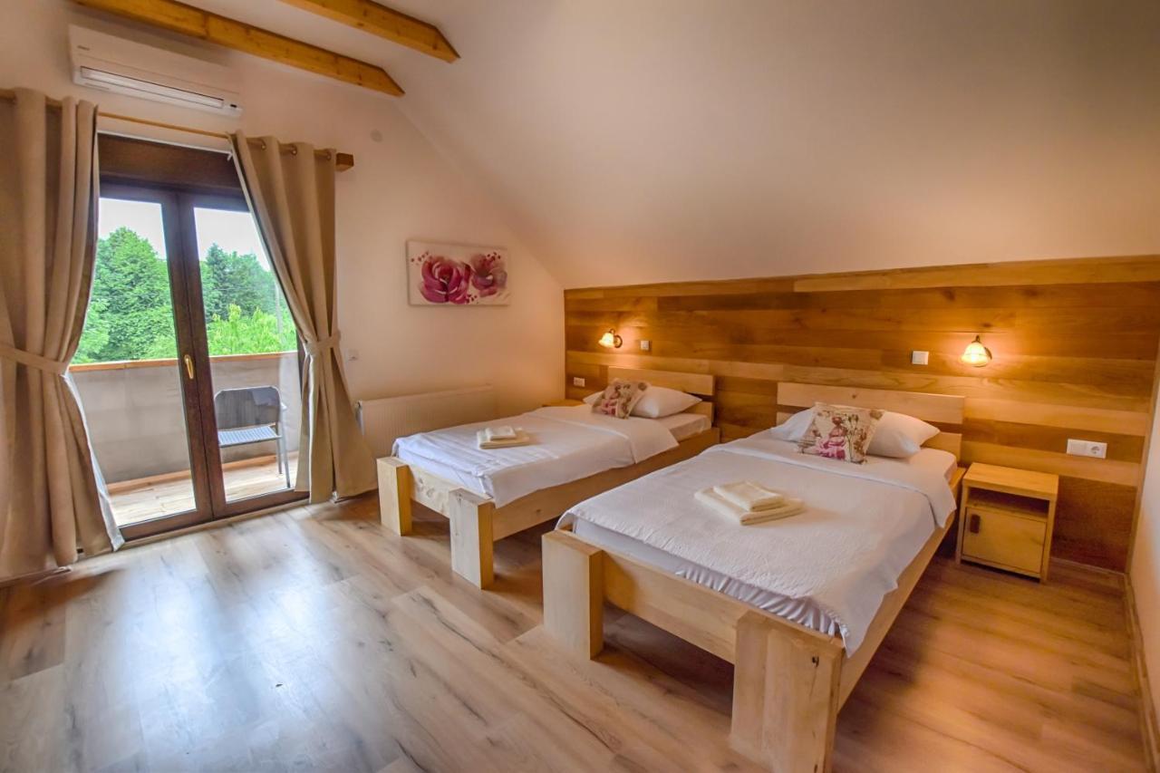 Villa Stone 1 Rakovica Exteriör bild